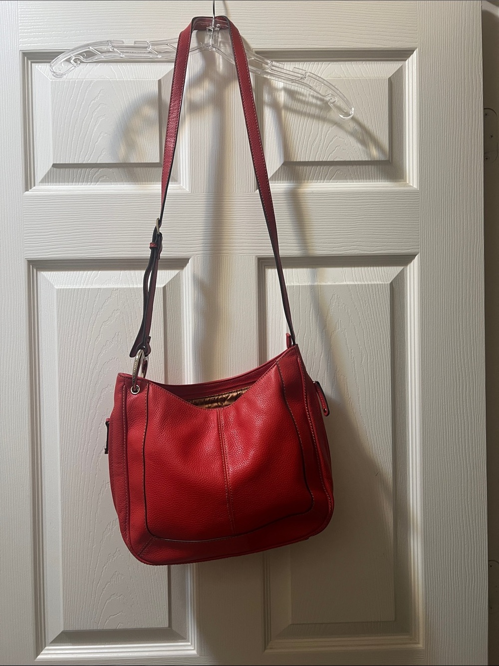 Tignanello Red Pebbled Leather Hobo Shoulder Bag Crossbody Slouchy Purse Medium